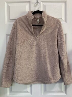 H&M | Plush Quarter-Zip Pullover Sweatshirt (beige, taupe, tan, cream)
